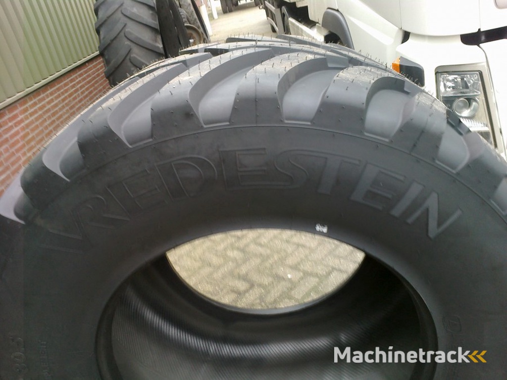 Vredestein 750/60R30.5 181D