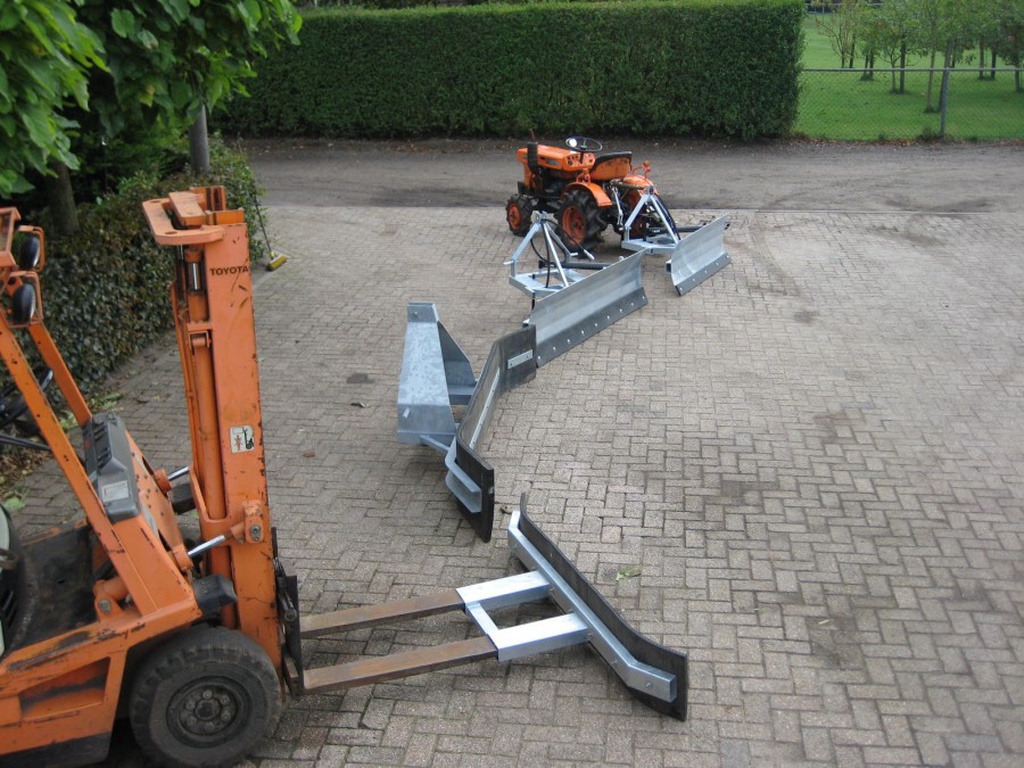 VHZ  Sneeuwschuif / Vuilschuif / Rubberschuif