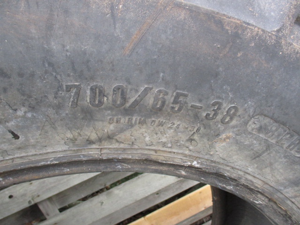 Trelleborg 700/65 R38 Banden