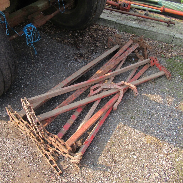 aandrijving en bodemketting voor Schuitemaker Silagewagen