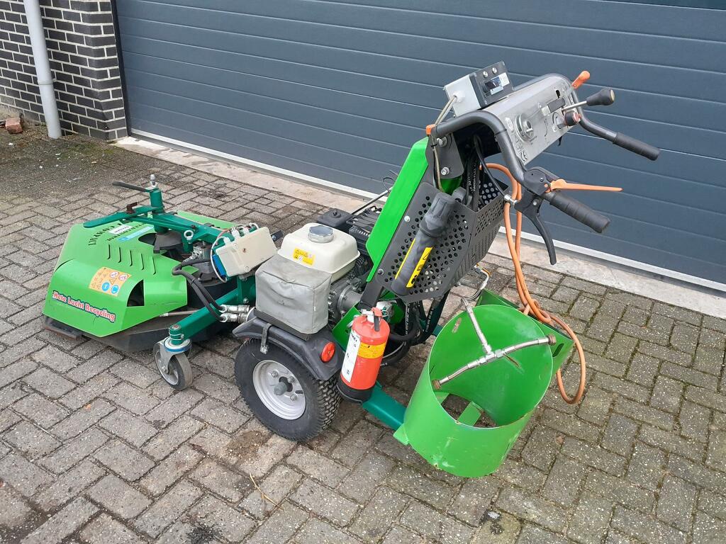 Kersten Traction Compact met onkruidbrander