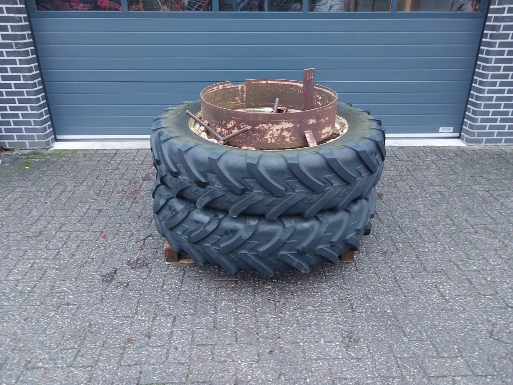 Dubbellucht wielen 13,6 R38