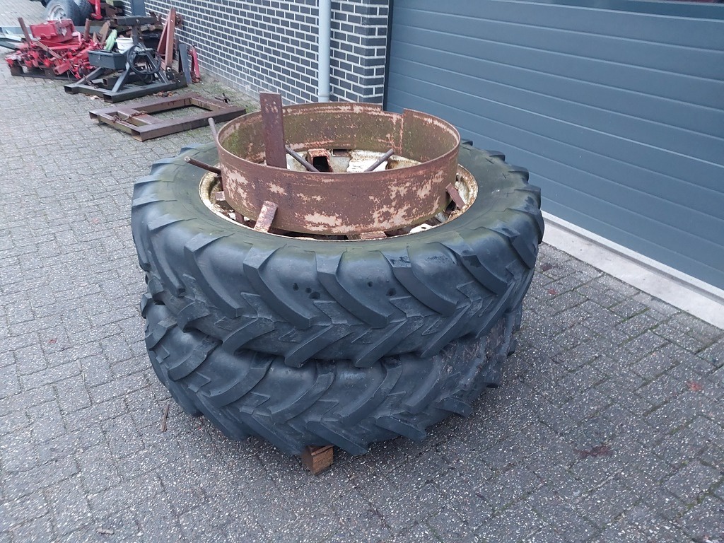 Dubbellucht wielen 13,6 R38