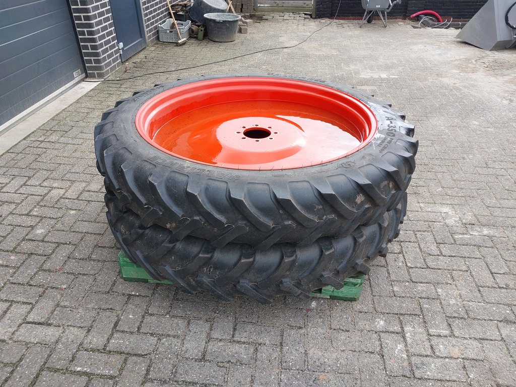 Cultuurwielen 270/95 R46 11.2 R46 kleine steek Claas / Renault
