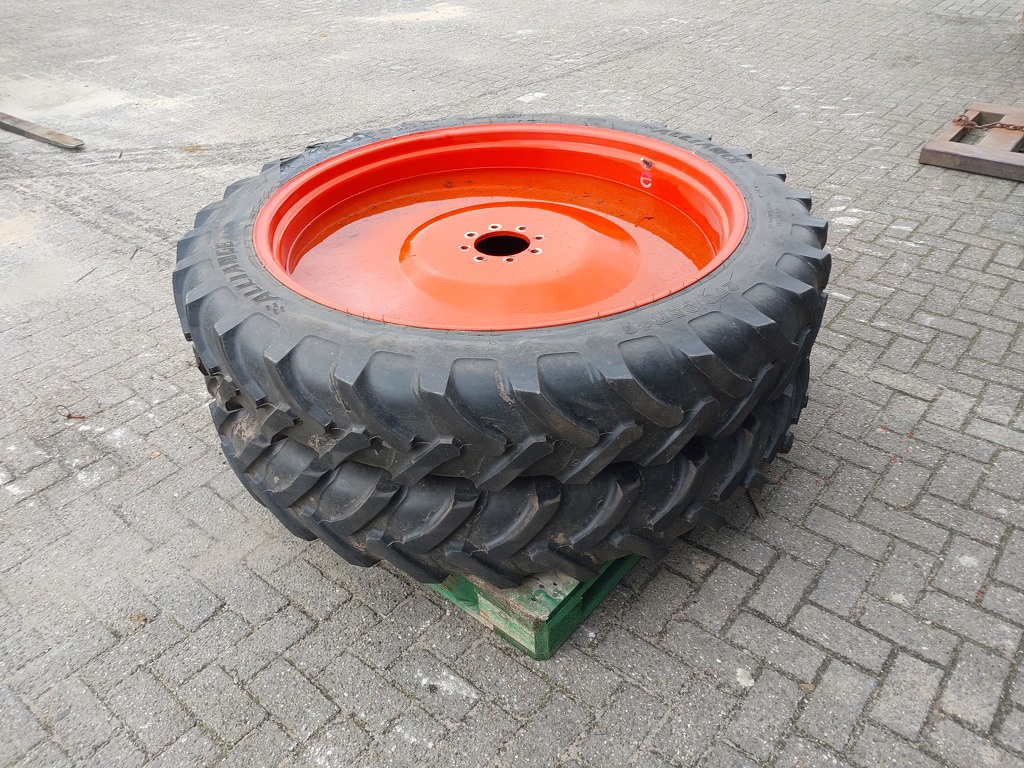 Cultuurwielen 270/95 R46 11.2 R46 kleine steek Claas / Renault