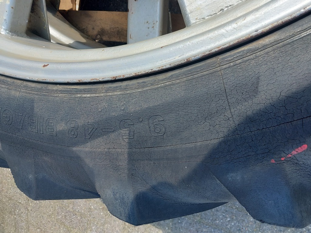 Set Cultuurwielen 9.5 R48 grote ZF Steek