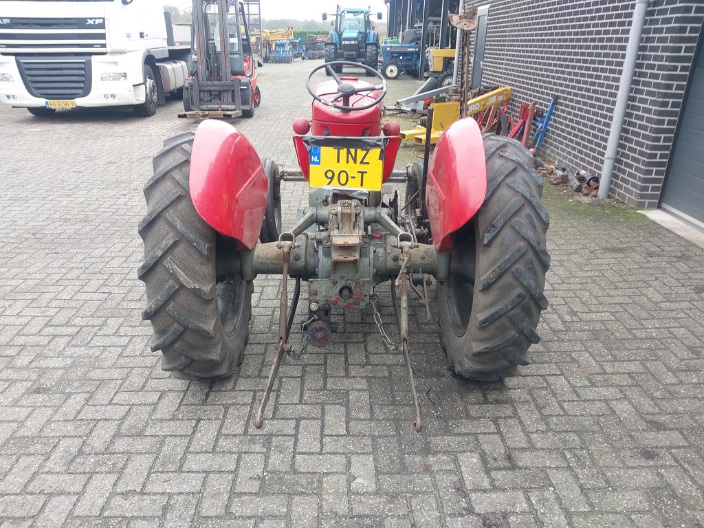 Massey Ferguson 30 met maaibalk