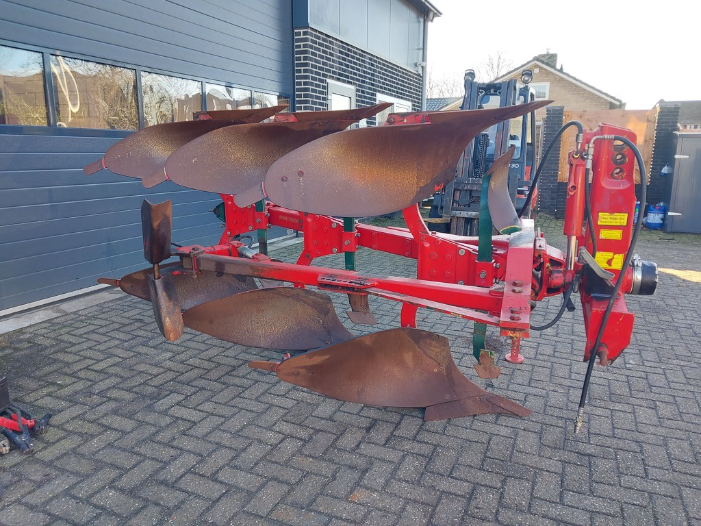 Vogel & Noot M 950  3 schaar ploeg