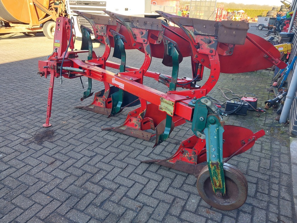 Vogel & Noot M 950  3 schaar ploeg