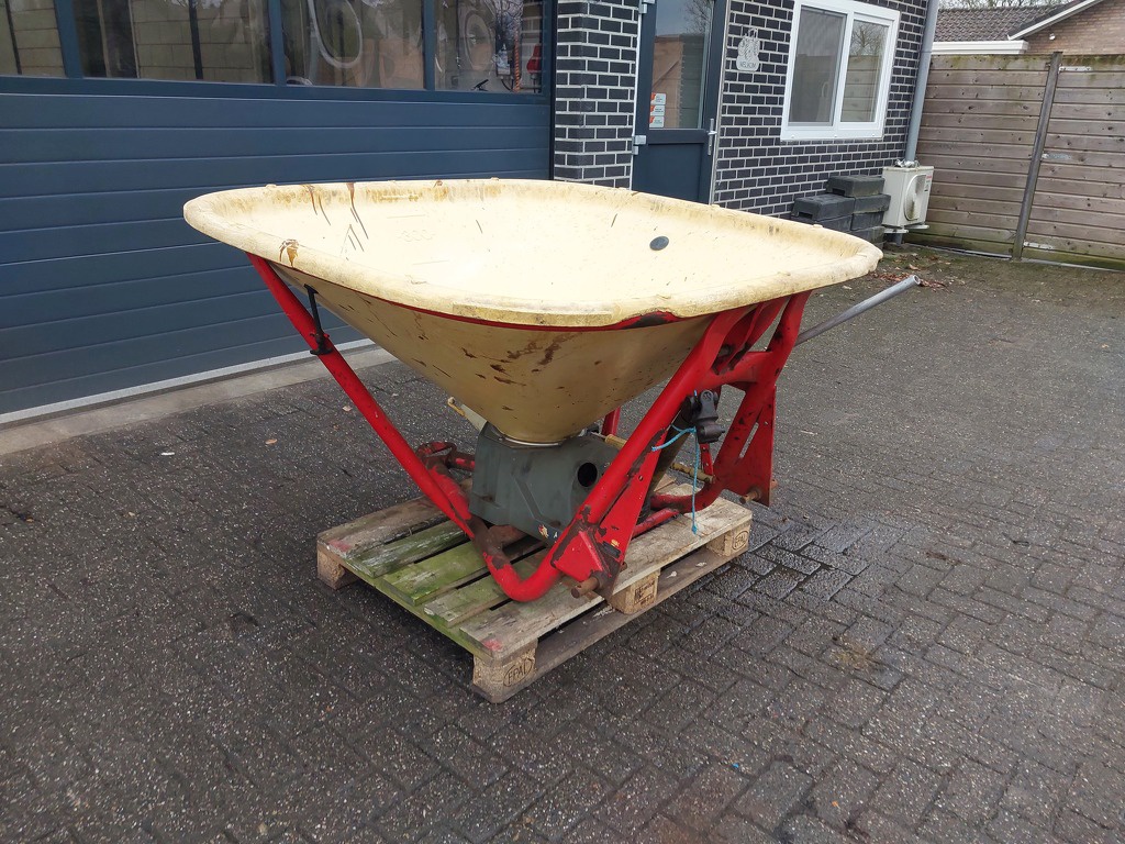 Vicon Pendelstrooier kunstmeststrooier