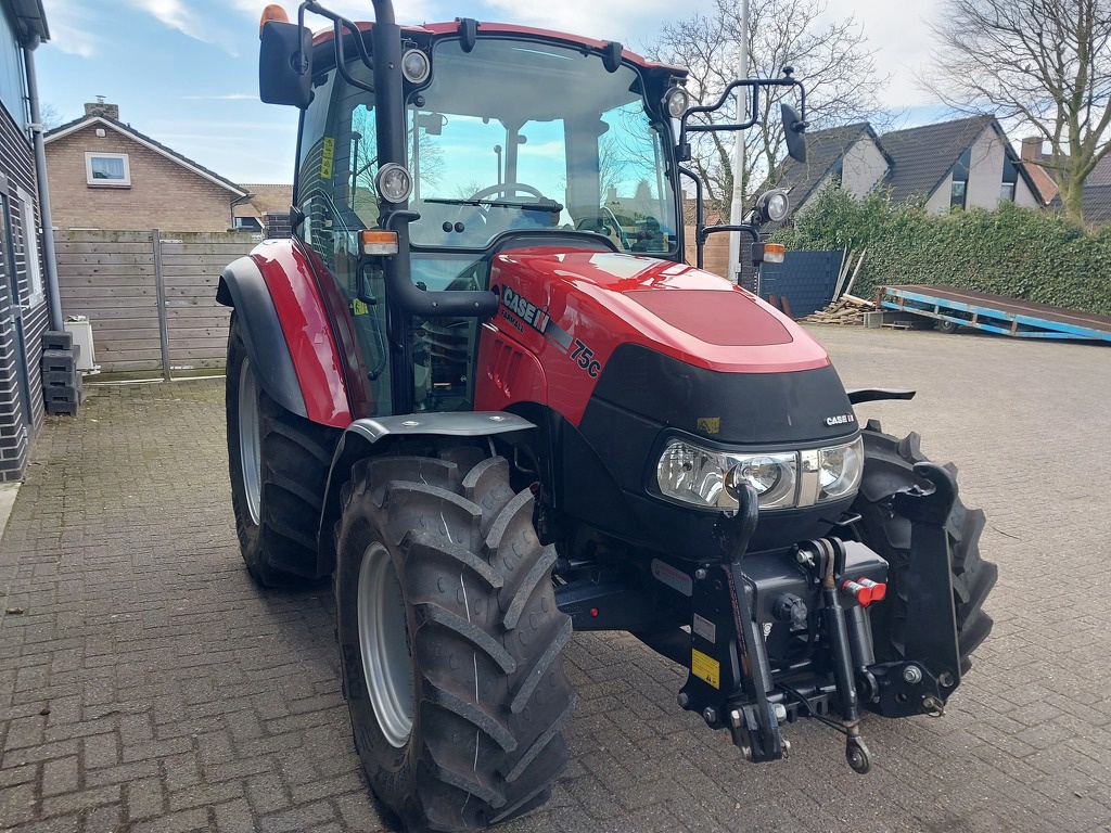 Case Farmall 75C