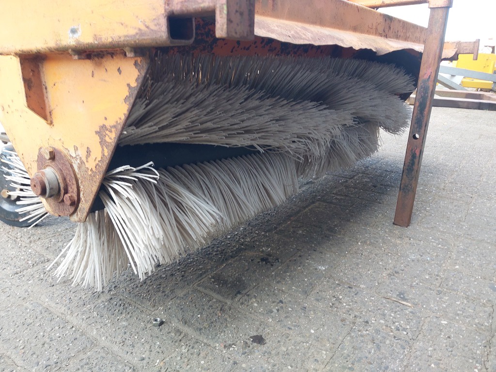 Bema Front veegmachine / rolbezem 155 cm breed