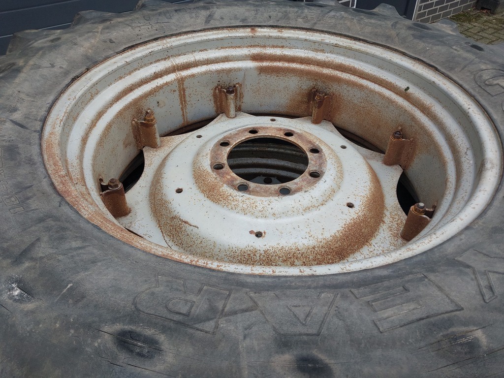 Deutz Fahr Wielen  18.4 R38