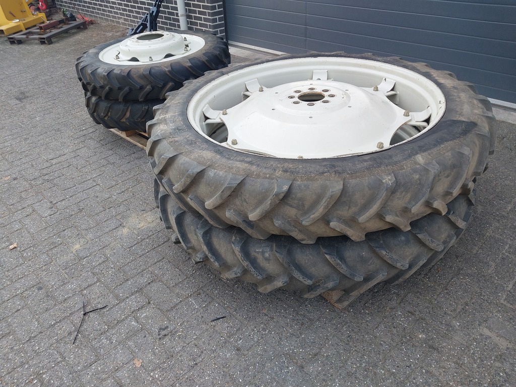 Cultuurwielen 270/95 R48 230/95 R32     11.2 R48 9.5 R32