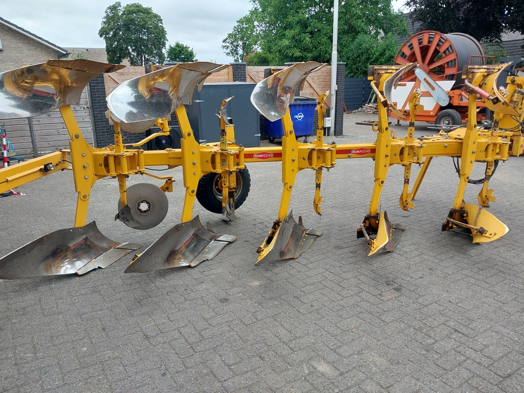 Rumptstad Optimus 480 V4+1  Vario  5 schaar ploeg