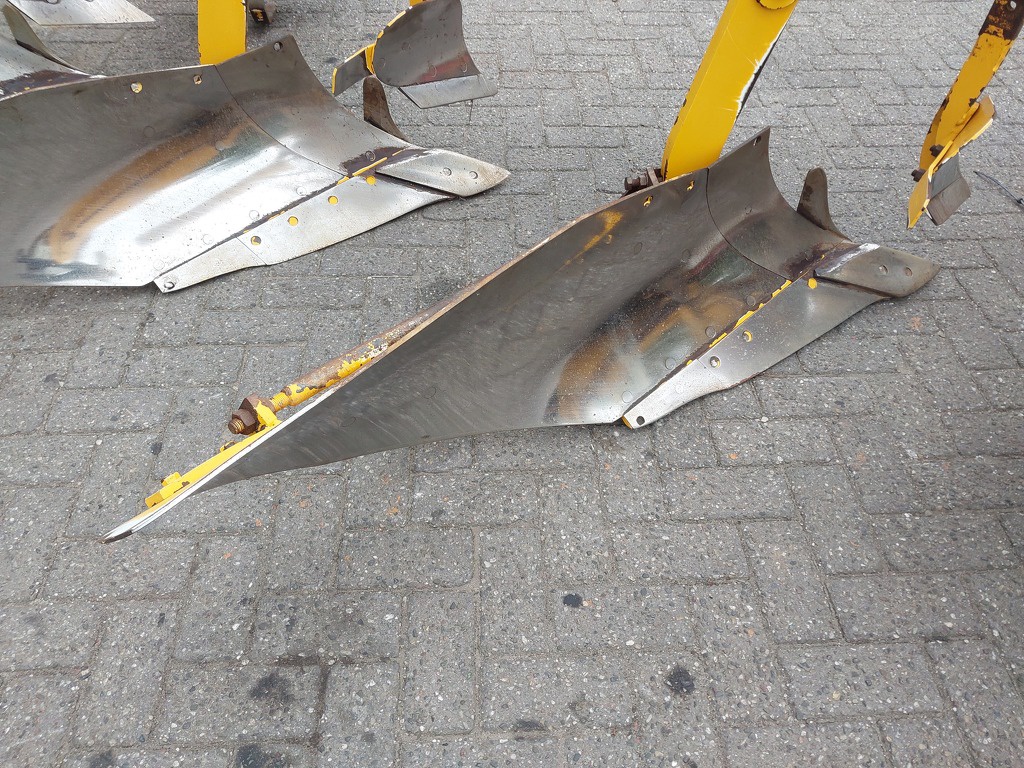 Rumptstad Optimus 480 V4+1  Vario  5 schaar ploeg