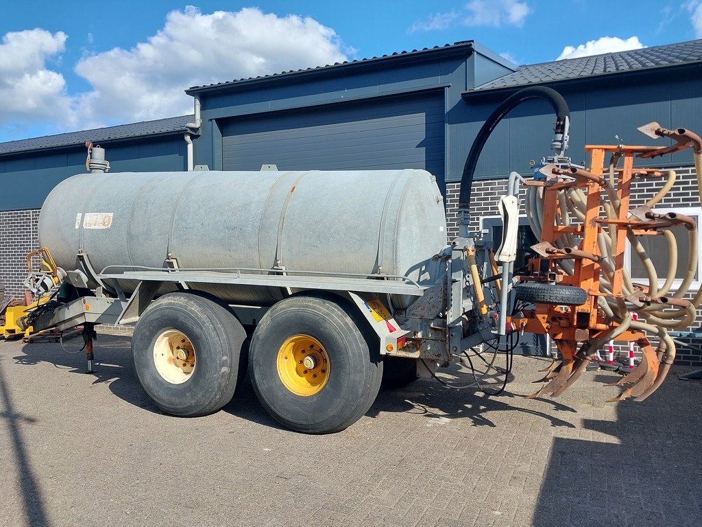 Jako Mesttank 10000 liter met Bouwlandinjecteur