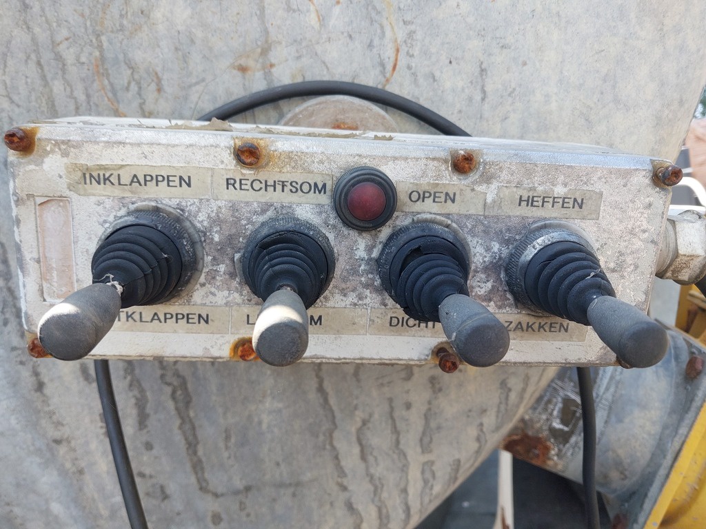 Jako Mesttank 10000 liter met Bouwlandinjecteur