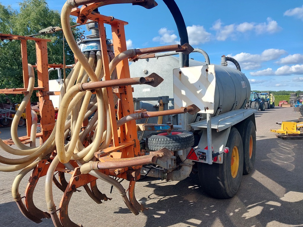 Jako Mesttank 10000 liter met Bouwlandinjecteur