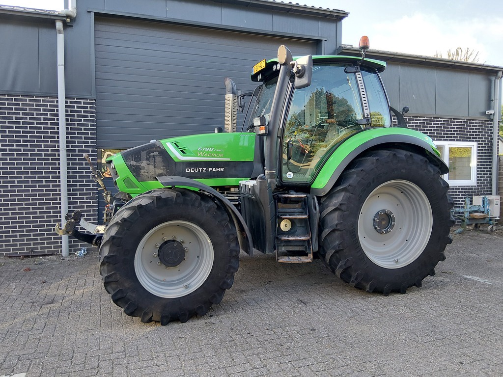 Deutz Fahr Agrotron 6190 C Shift Warrior