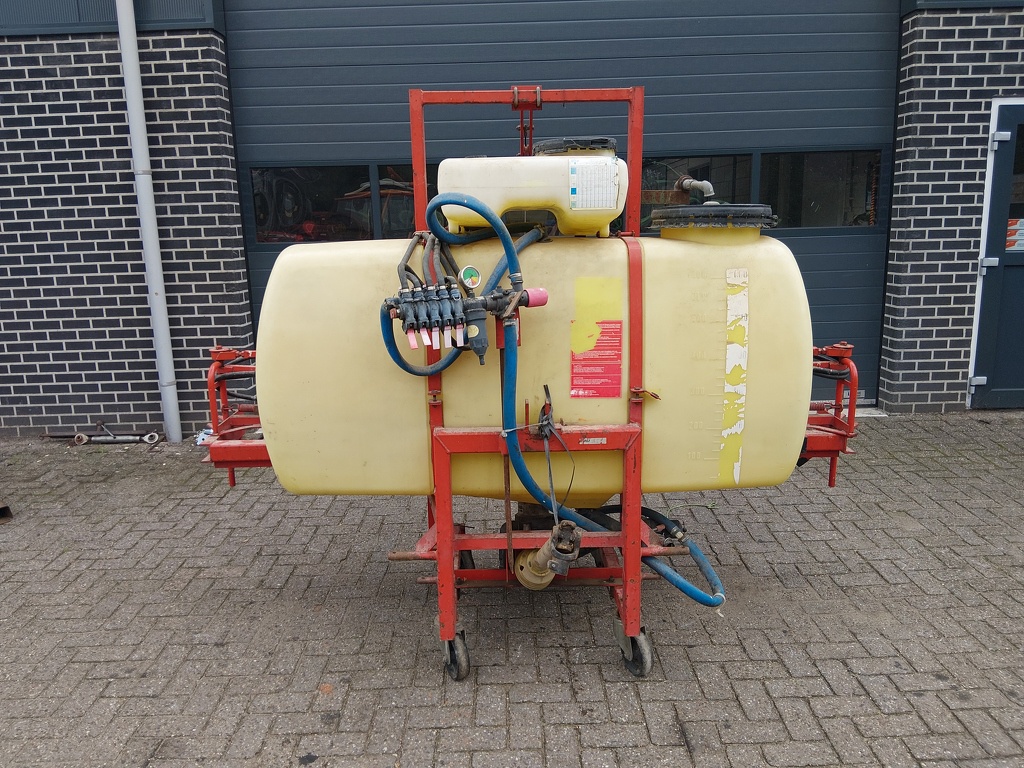 Rau Velspuit 600 liter 14 meter breed