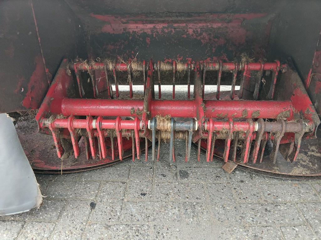 PZ CM 212 Grasmaaier met kneuzer