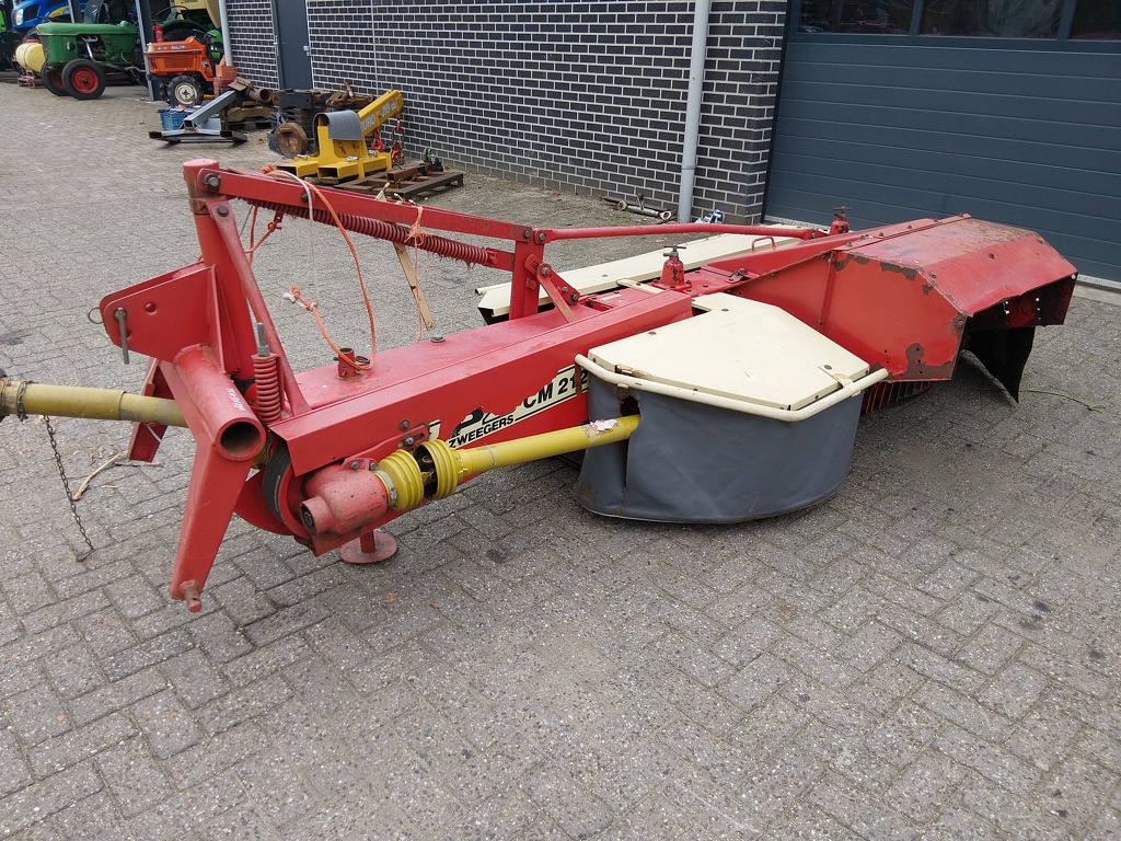 PZ CM 212 Grasmaaier met kneuzer