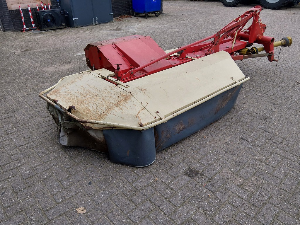 PZ CM 212 Grasmaaier met kneuzer