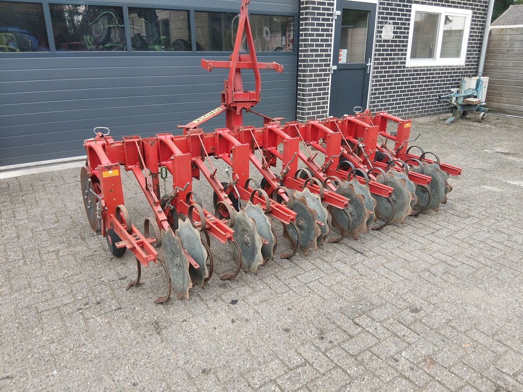 Gruse Schoffelmachine 6 rijen