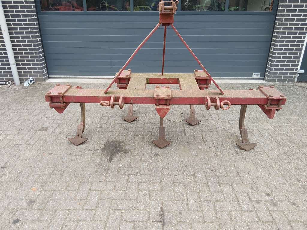 Woeler / Cultivator 5 tanden 2 meter breed