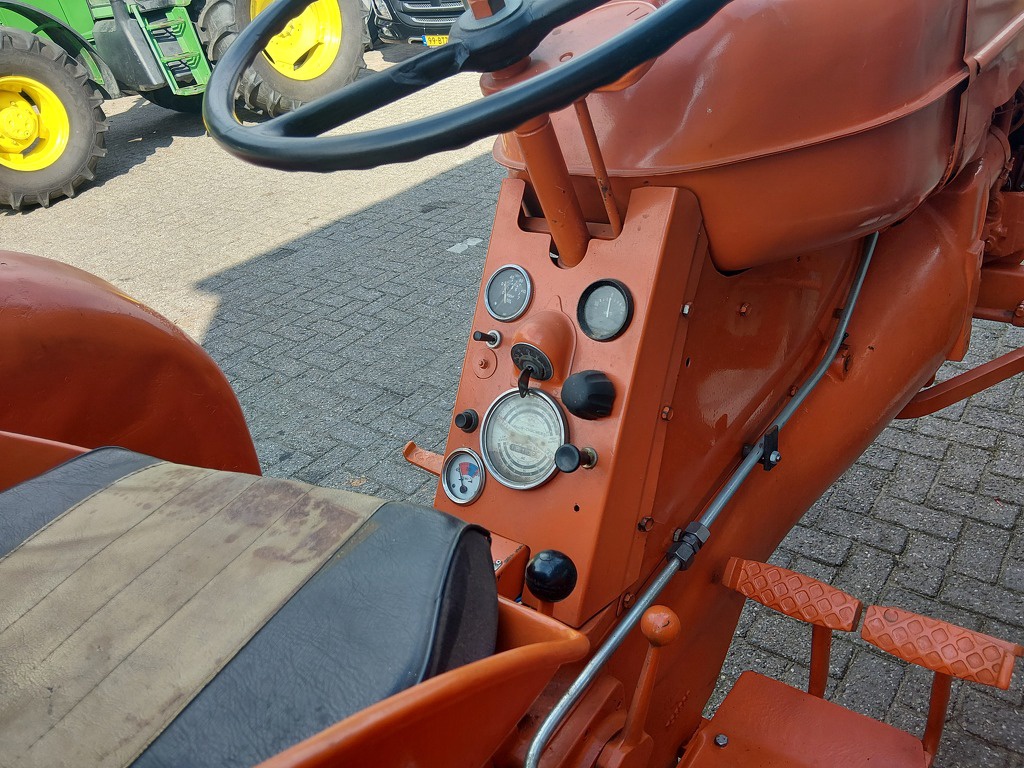 Allis-Chalmers ED 40