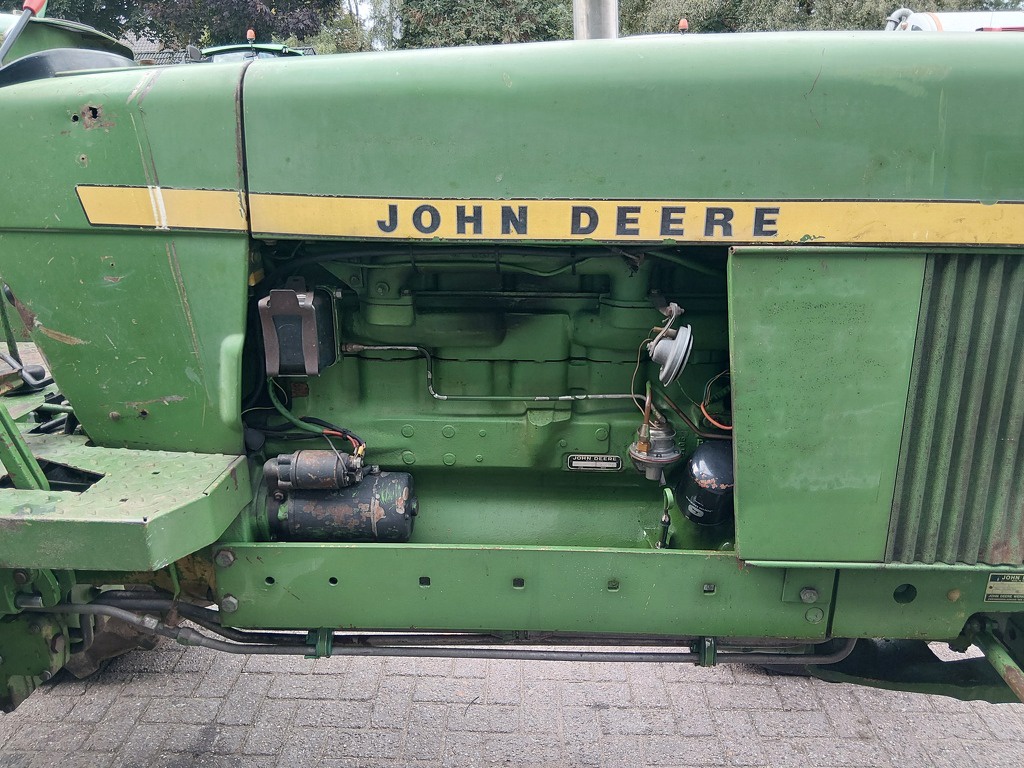John Deere 3030