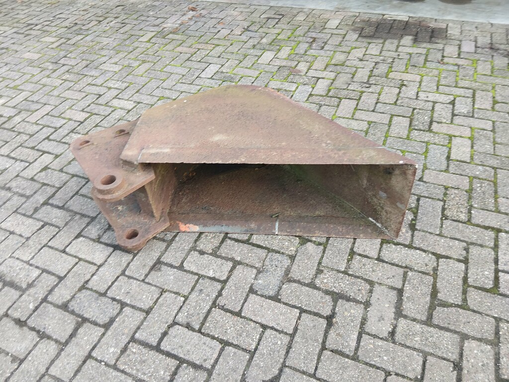 kraanbak  /  Sleuvenbak  40 cm breed