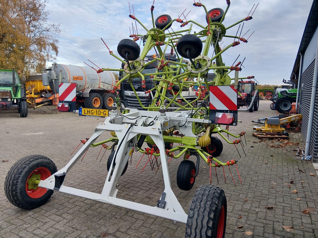 Claas Volto 1300T  Schudder