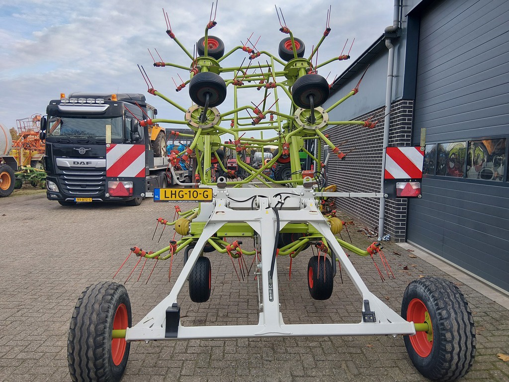 Claas Volto 1300T  Schudder