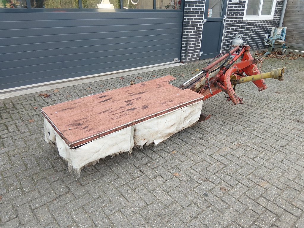 Kuhn Schijvenmaaier  160 cm breed