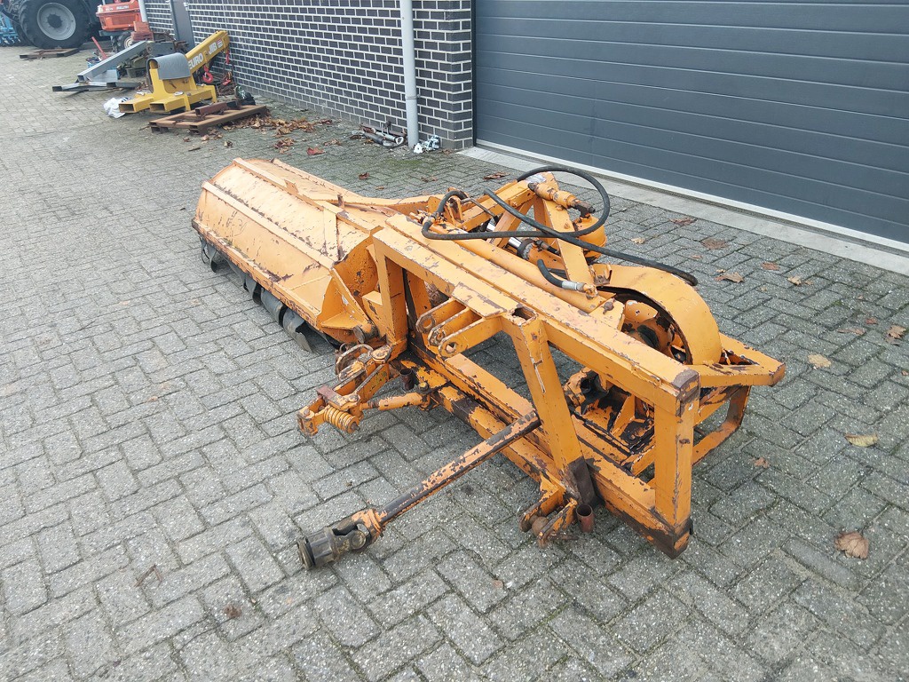 Votex Klepelmaaier 160 cm breed