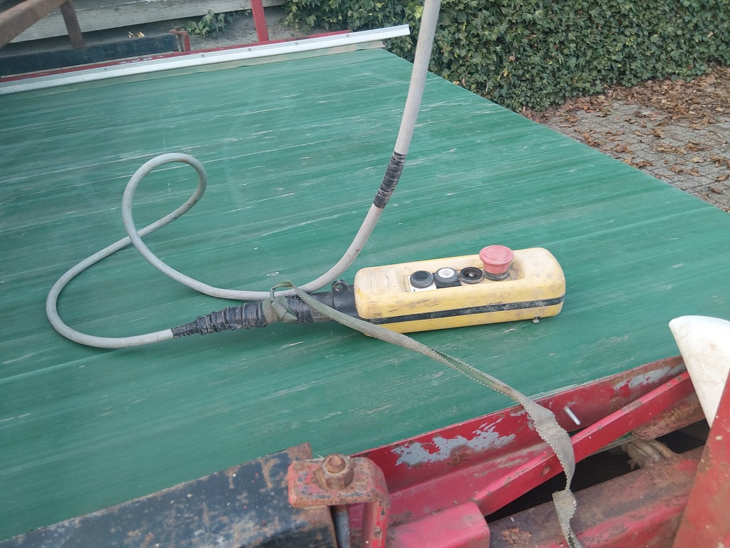 Amac BLX-100  Stortbak