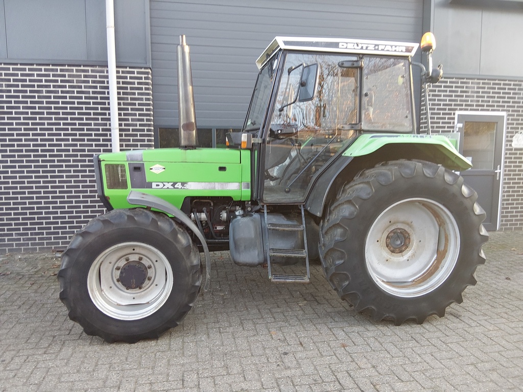 Deutz Fahr DX 4.31 40 KM/h