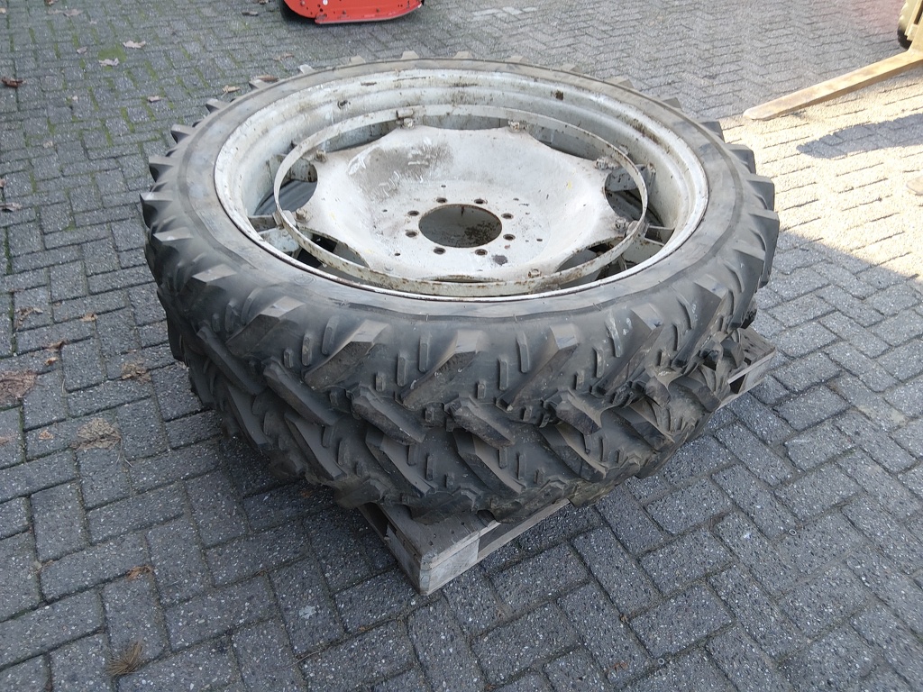 Cultuurwielen 9.5 R44 Grote ZF Steek 220x270
