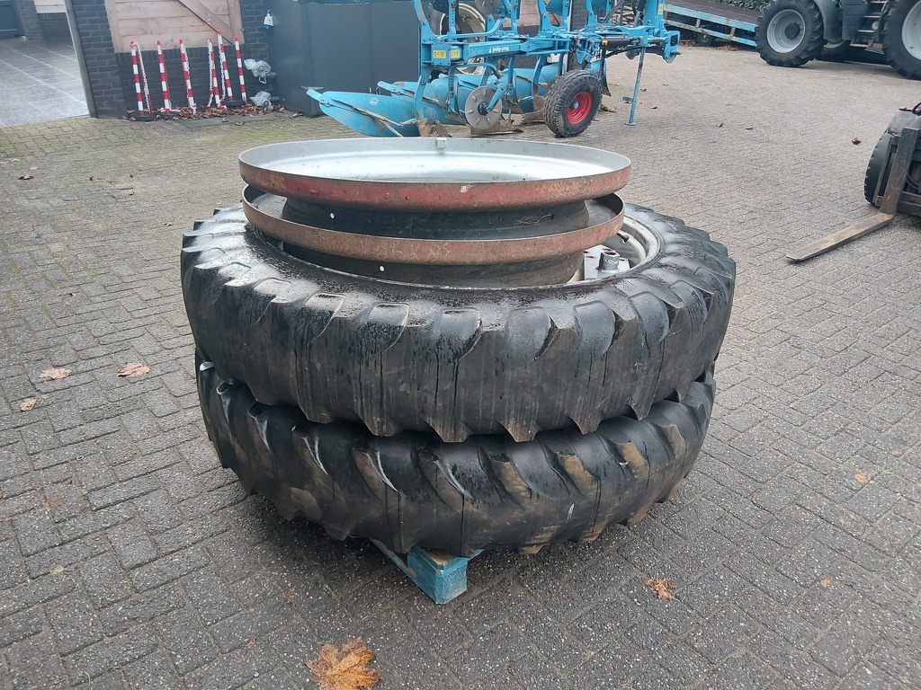 Dubbellucht 13.6 R48 met Verloopring naar  R38 Inch.