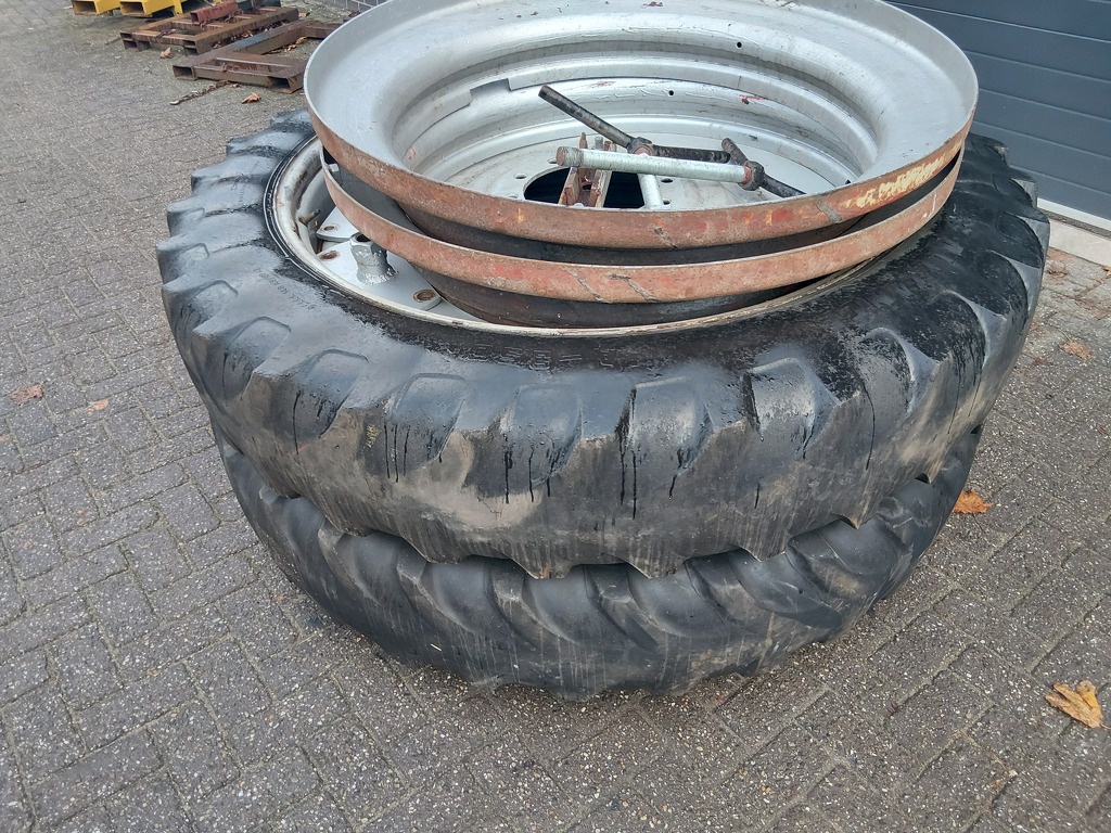 Dubbellucht 13.6 R48 met Verloopring naar  R38 Inch.