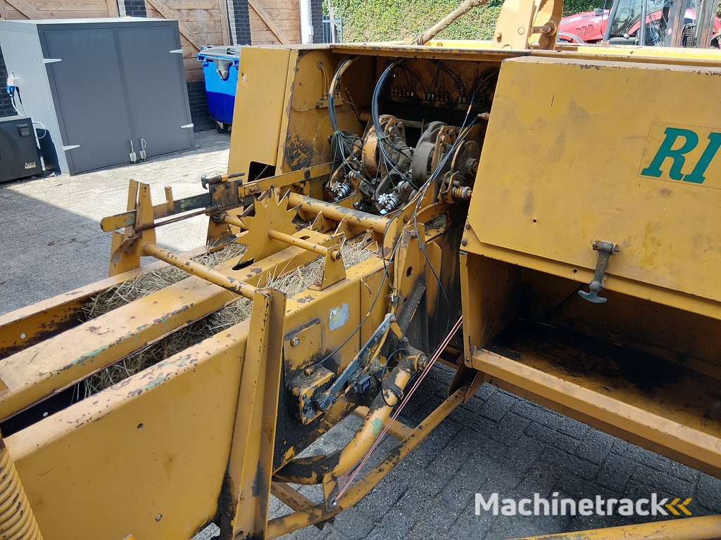 Riviera Casalis KR 50 G Balenpers Hooipers Stropers