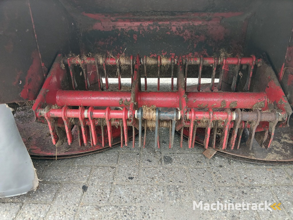 PZ CM 212 Grasmaaier met kneuzer