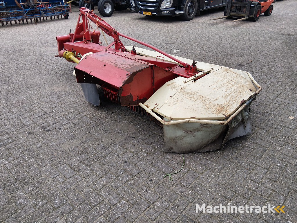 PZ CM 212 Grasmaaier met kneuzer