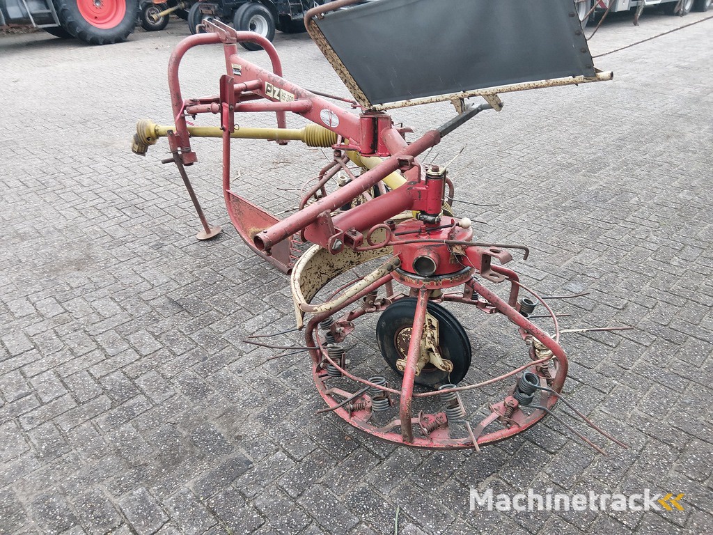 PZ HS 360 Schudder / Hark Combinatie