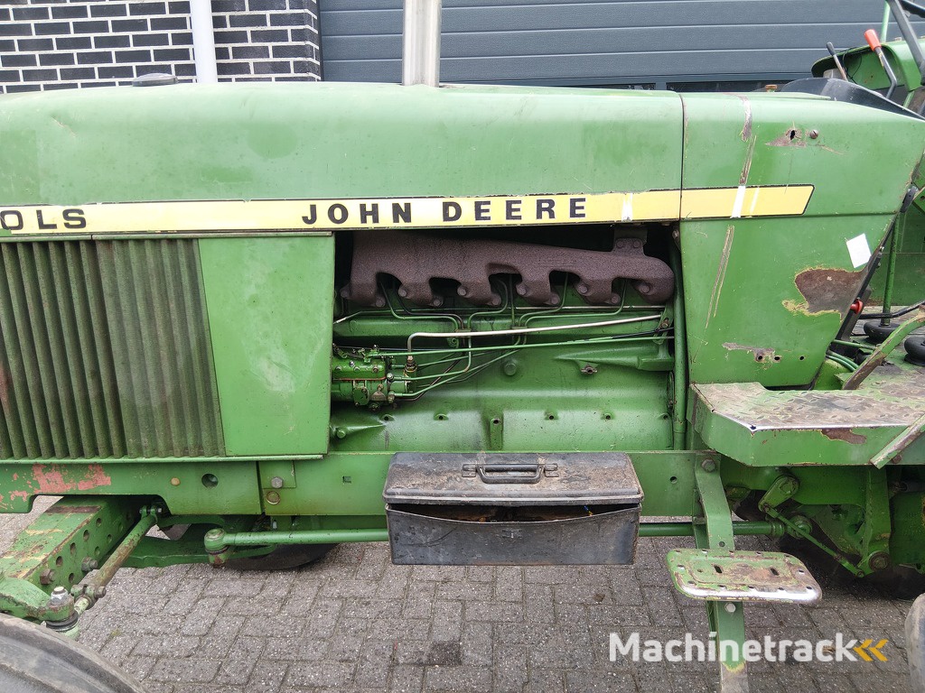 John Deere 3030