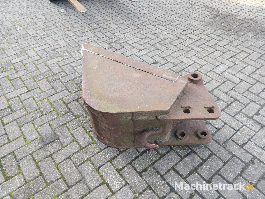 kraanbak  /  Sleuvenbak  40 cm breed