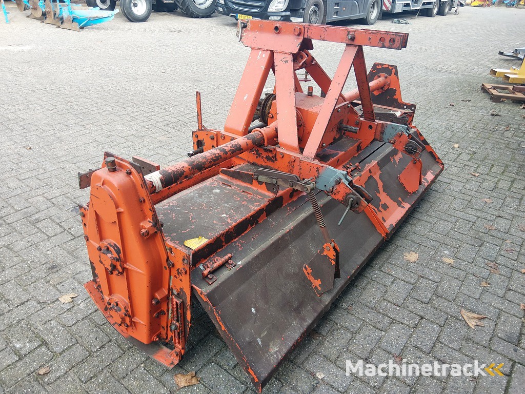Agrator  ASR-2600 (front)  Grondfrees