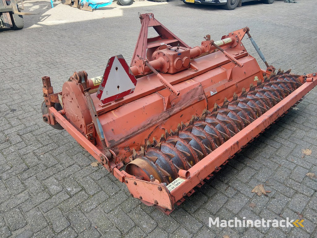 Kuhn Grondfrees 230 cm breed met Pakkerwals